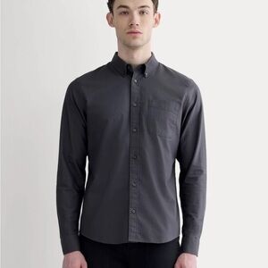 Everlane Men's Charcoal Oxford Button-Down Shirt 100% organic cotton